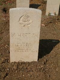 Cassino War Cemetery - Kesu Gurung, 